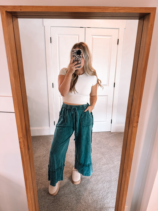 Kallie Cropped Tee - Sand Beige