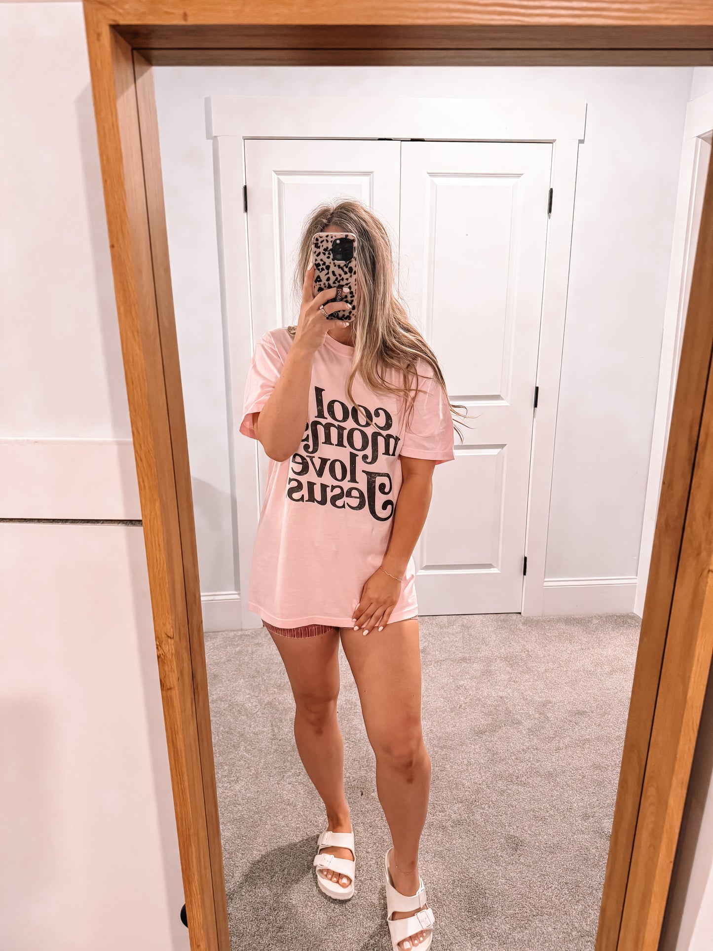 Cool Moms Love Jesus