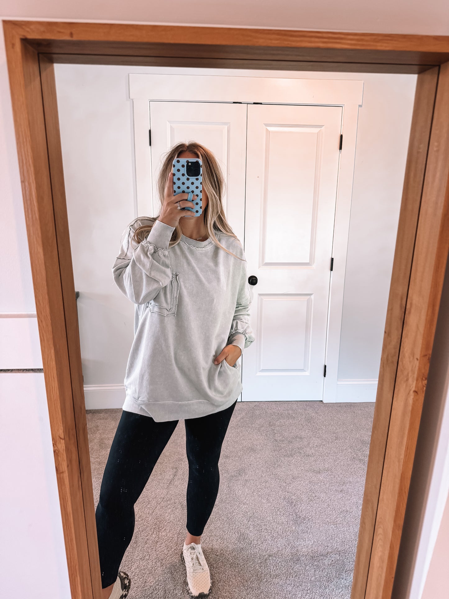 Amy Pullover - Light Gray